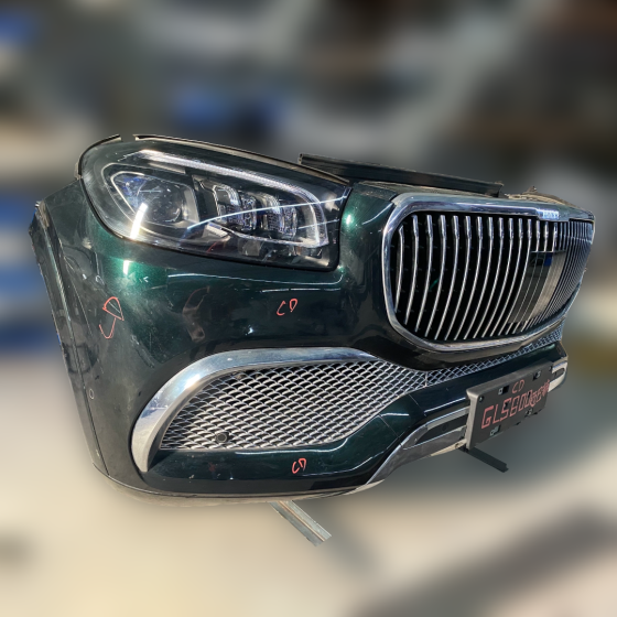 奔驰迈巴赫GLS 600前嘴